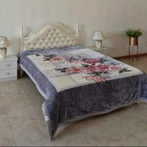 Basoo Luxe Winterfleece Deken – Dubbelzijdig Pluche Microvezel | Extra Dikke & Warme Bedsprei | Stijlvol Design in Grijs, Wit & Rood | 200x240 cm | 4 kg | Energiezuinig (Klasse A)