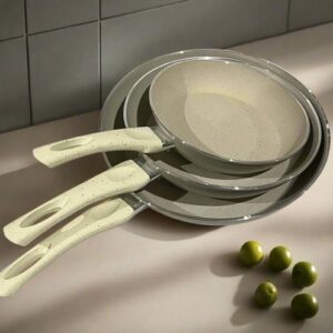 Basoo set van 3 koekenpannen (Ø 20, 24 en 28 cm) - Zwart - Italiaanse kwaliteit - PFOA-vrij met anti-aanbaklaag - Geschikt voor inductie - Creamy