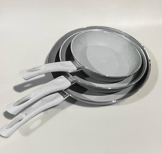 Basoo set van 3 koekenpannen (Ø 20, 24 en 28 cm) - Zwart - Italiaanse kwaliteit - PFOA-vrij met anti-aanbaklaag - Geschikt voor inductie - Grijs - Image 3