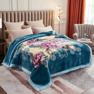 Basoo Luxe Winterfleece Deken – Dubbelzijdig Pluche Microvezel | Extra Dikke & Warme Bedsprei | Stijlvol Bloempatroon | 200x240 cm | 4 kg | Energiezuinig (Klasse A) - Blauw