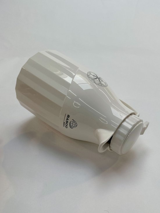 Basoo Thermos/Vacuümfles Wit: 2500 ml, Dubbelwandig Geïsoleerd – Jouw Drankje Altijd op de Perfecte Temperatuur